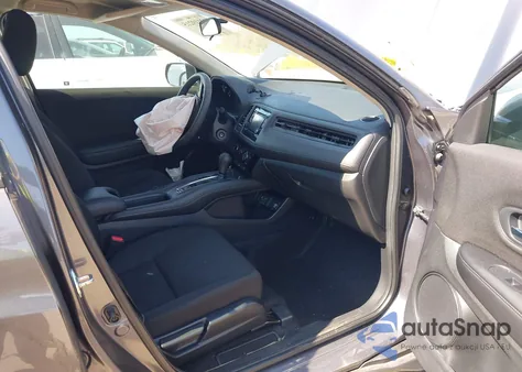 2018 Honda Hr-V Lx из США, поврежденный, VIN 3CZRU6H30JG712710